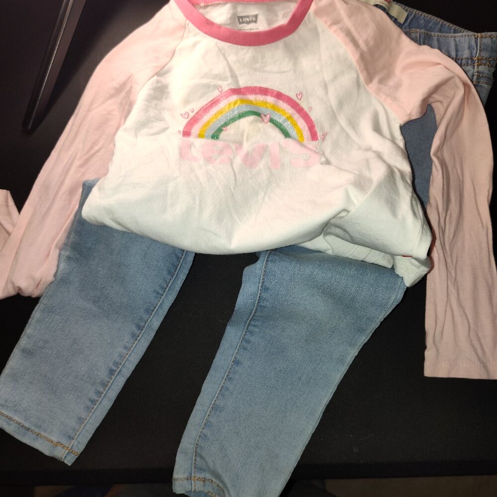 PRE-OWNER LEVI'S MATCHING GIRLS 2 PIECE SET White shirt and long jeans